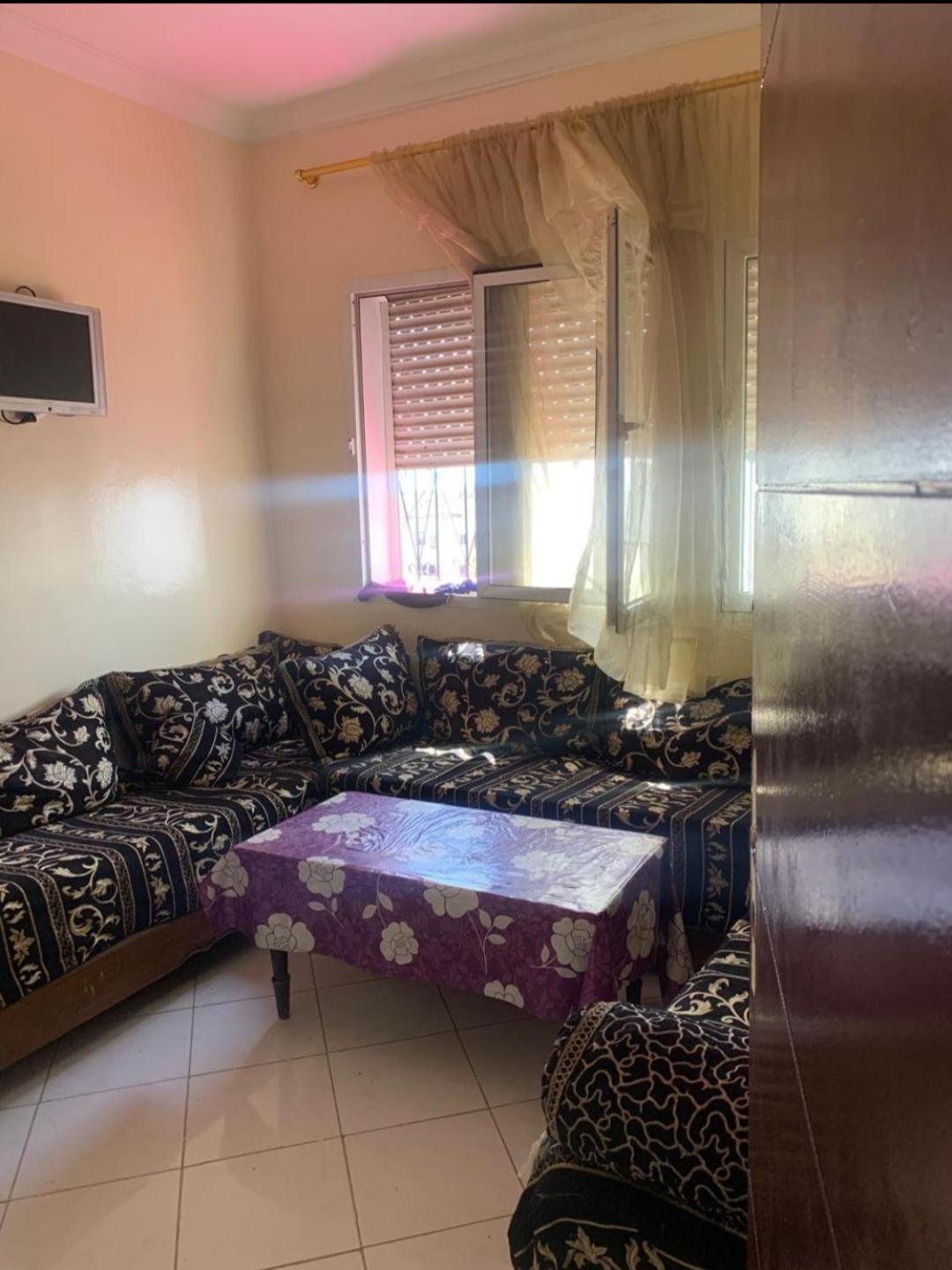Adorable Apartamento A 8 Min Del Aeropuerto De Casablanca,Wifi Ultra Rapido Y Parking Gratis Derroua Eksteriør bilde